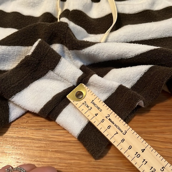 Outerknown- Hightide Sweatshorts‎ in Mangrove Salt Stripe size small - Picture 8 of 12